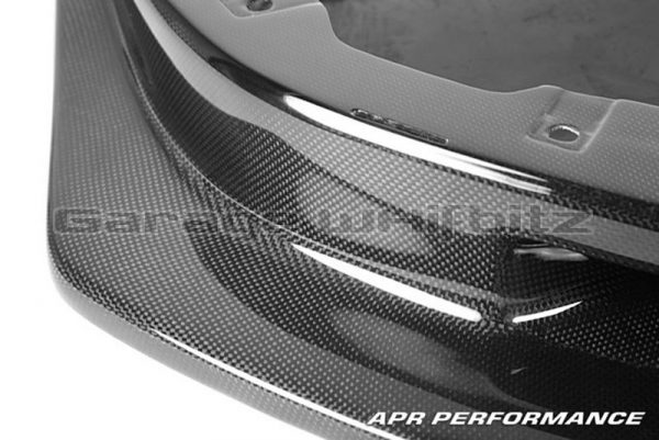 APR Nissan R35 GTR carbon fibre front splitter